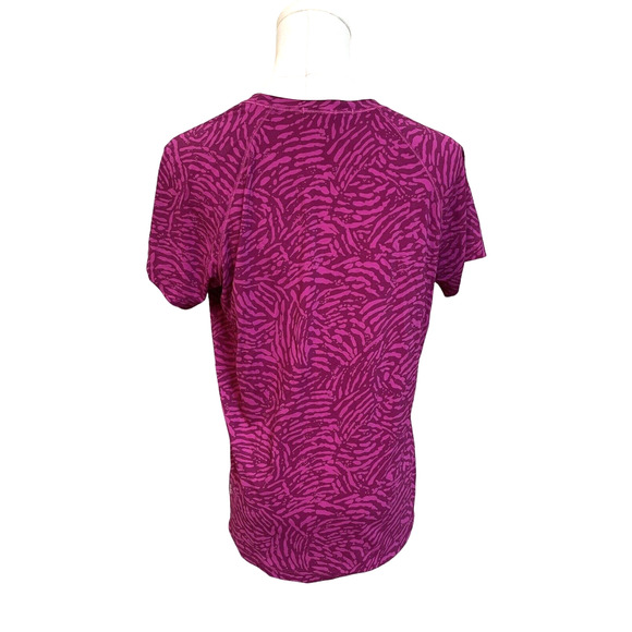 Athleta Purple Top Athletic Womens Sz XS Abstract Striped Print Stretch‎ - Picture 2 of 8